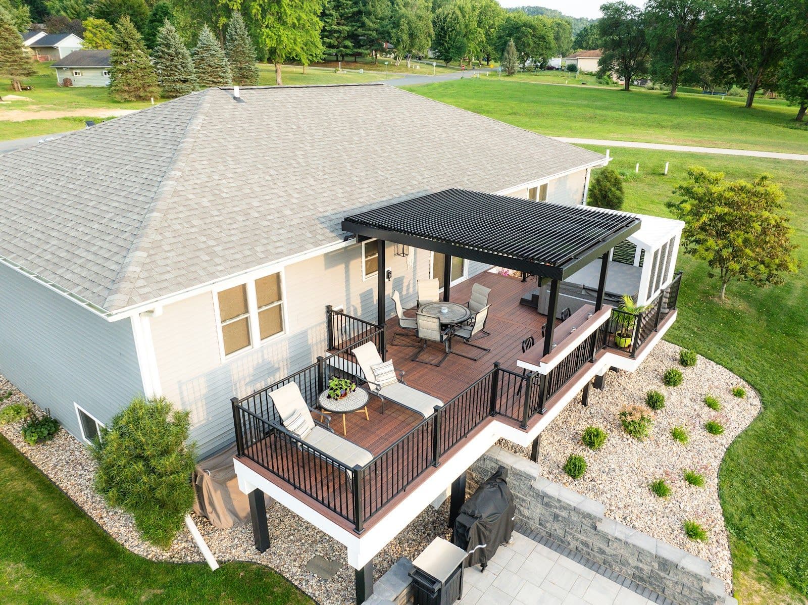 Decks & Railings